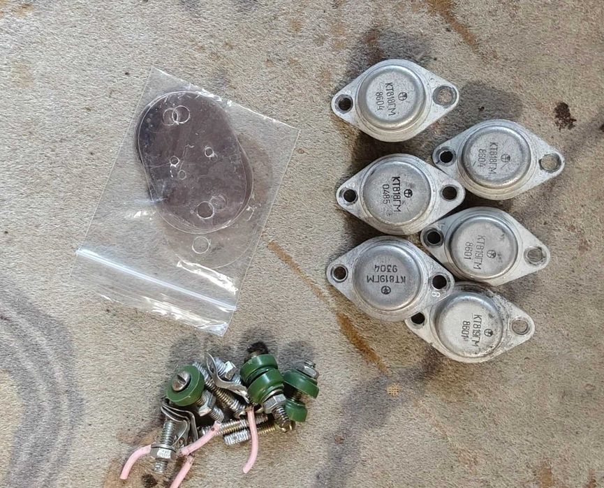 транзистори кт 818гм кт 819гм