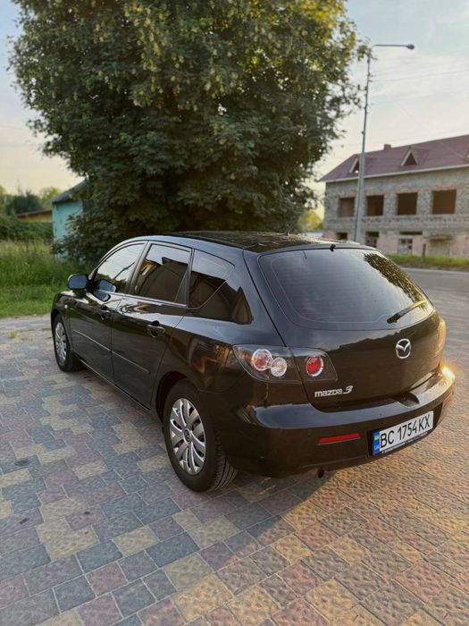 MAZDA 3 доглянута, обслужена, надійна