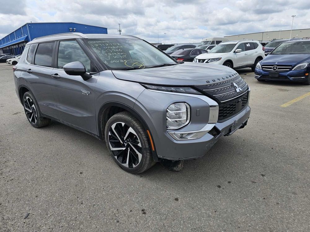 2023 Mitsubishi Outlander PHEV