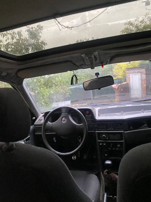 Продам опель кадет