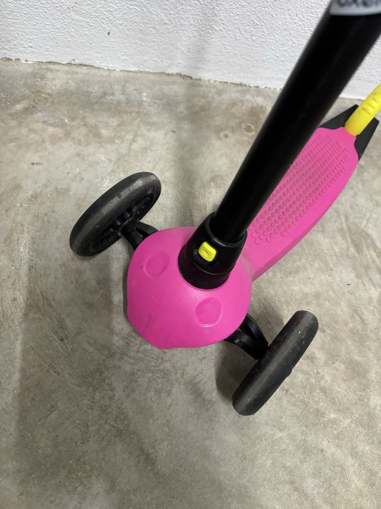 Trotrinete criança rosa