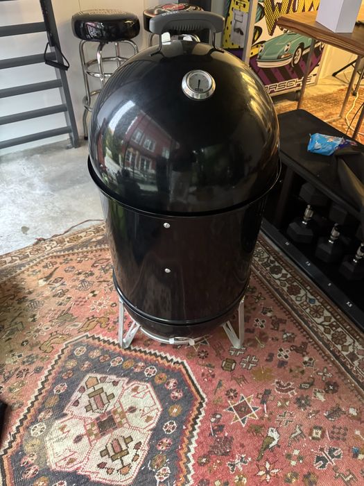 Weber Smokey Mountain – Defumador original, impecável