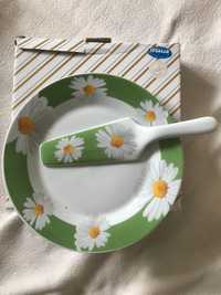 Тарелка для  кухни с лопаткой
