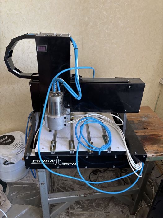 Продаю фрезерний верстат з ЧПК Сокол 3040