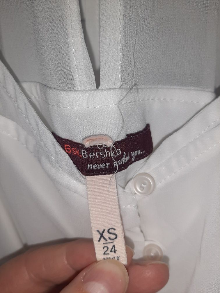 Biala sukienka tunika Bershka rozm XS