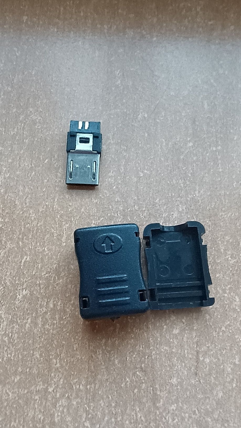 Micro usb конектор