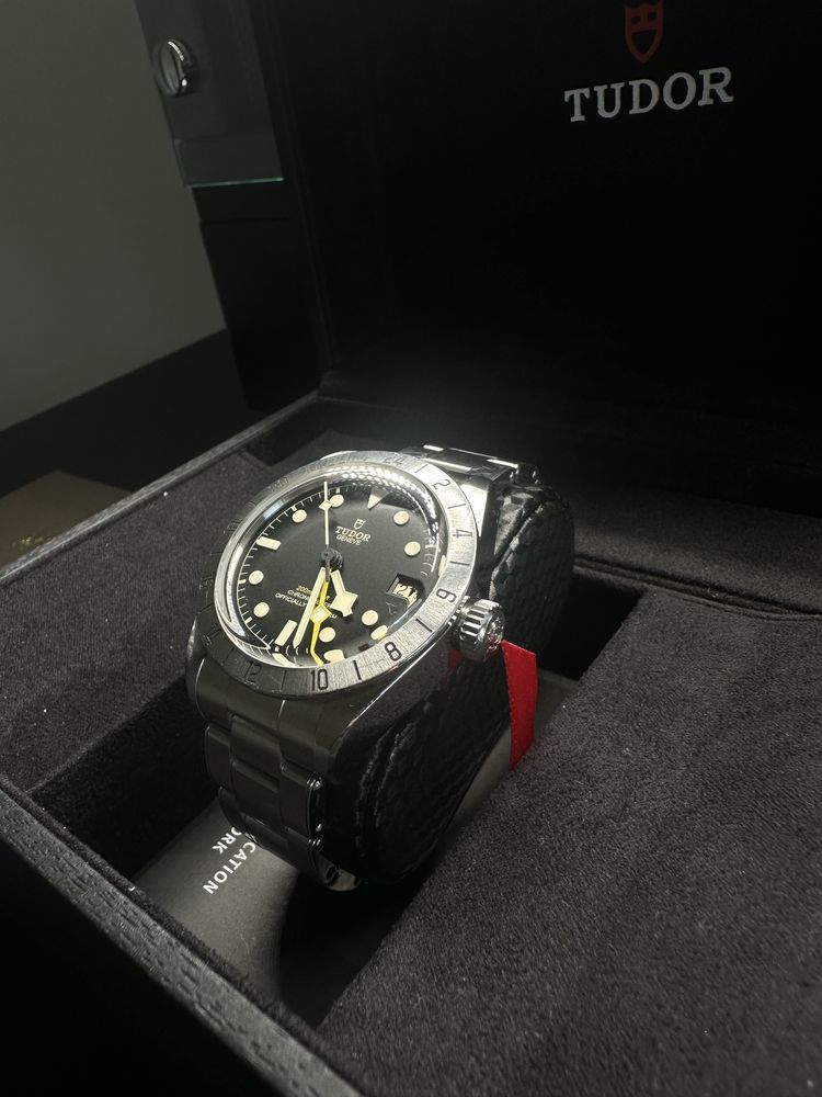 Tudor black bay pro