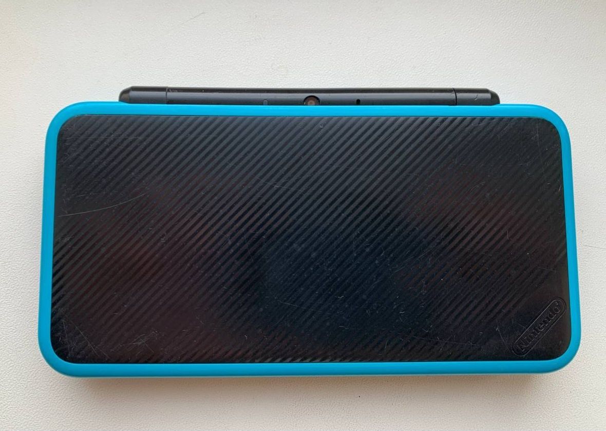 Nintendo New 2DS Xl +карта пам'яті