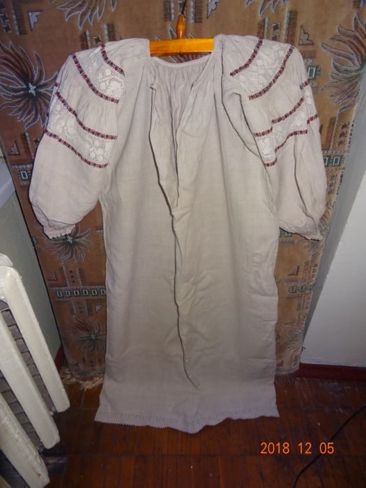 Старовинна вишивана конопляна сорочка