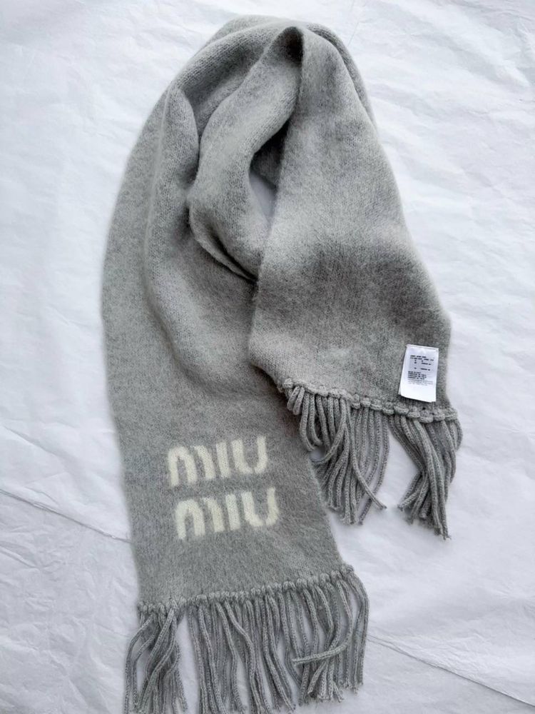 Шарф Miu Miu люкс 1:1 сірий та бежевий