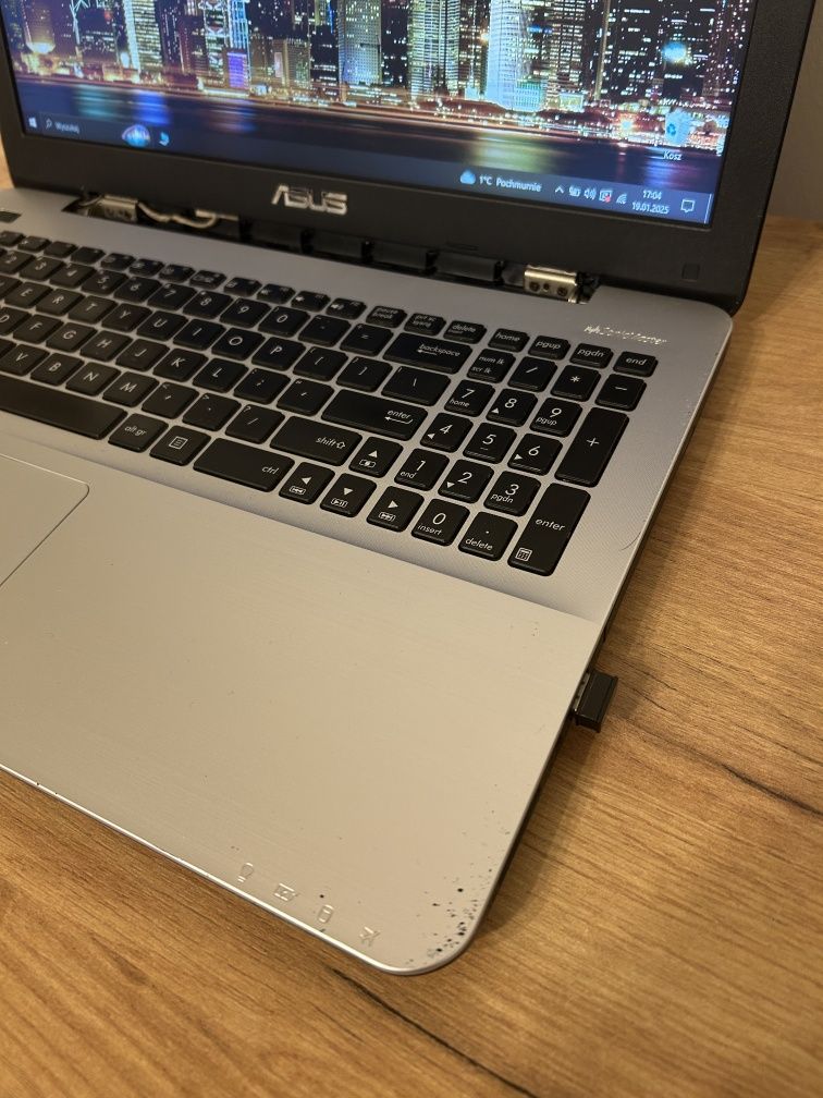 Laptop Asus X555LJ i3-4005U, 6GB RAM, 1TB HDD