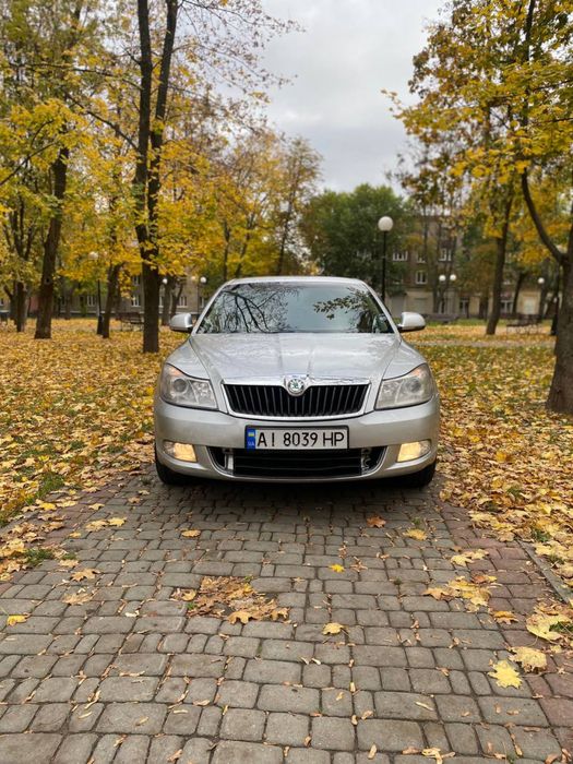 Продам Шкоду Октавия 1.6газ/бенз 2010 год