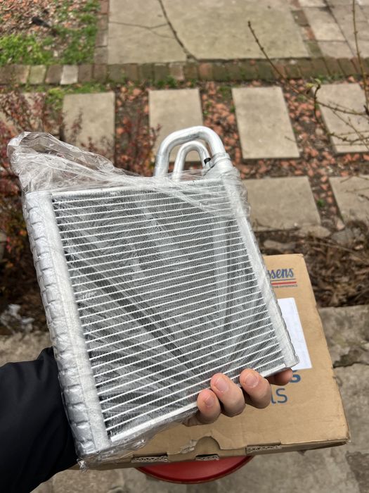 Испаритель кондиционера nissens 92354 на suzuki sx4 95411-80ja2