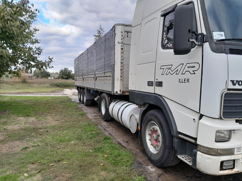 Напівпричіп бортовий Шмітц
