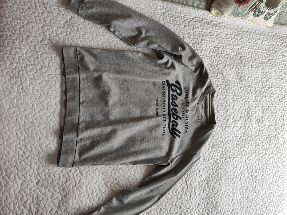 Camisola desportiva