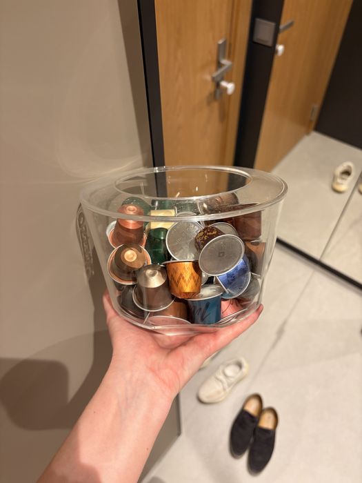 Ekspres do kawy DeLonghi Nespresso Gran Lattissima – Czarny