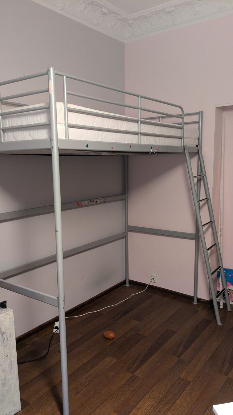 Łóżko piętrowe Ikea