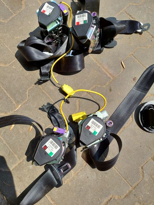 Pasy bezpieczeństwa vw cc polift