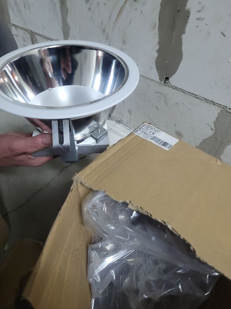 Lampy ledowe Canos 225
