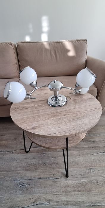 Żyrandol glamour.