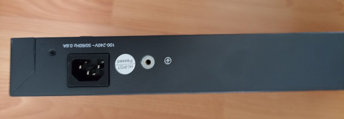 Керований гігабітний комутатор TP-LINK TL-SG5412F, 16 портів