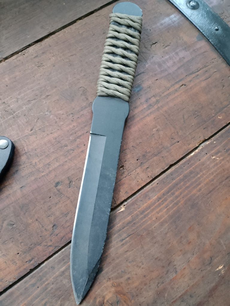 Sprzedam nóż survival