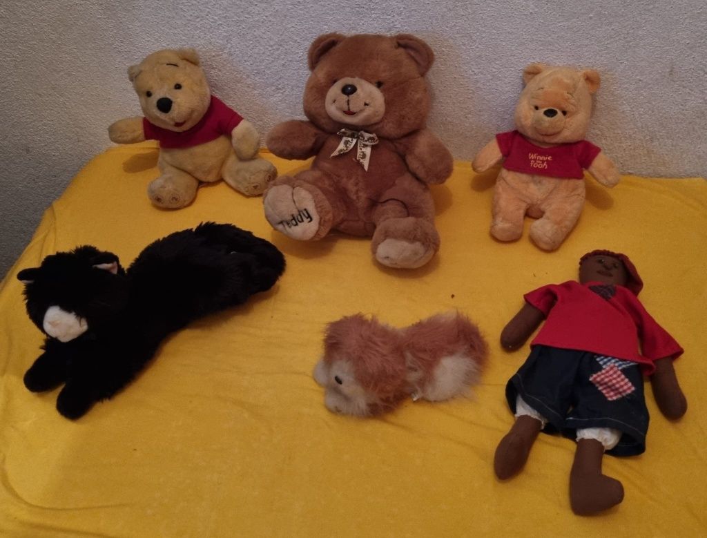 Peluches em bom estado