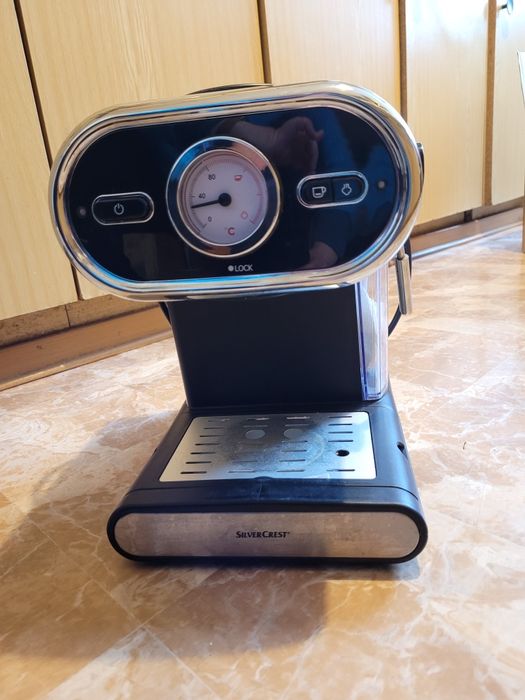 Ekspres kolbowy Silvercrest SEM 1100 B3 Czarny
Ekspres ciśnieniowy Sil