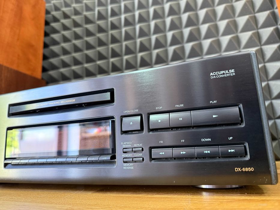Odtwarzacz CD Onkyo INTEGRA DX-6850