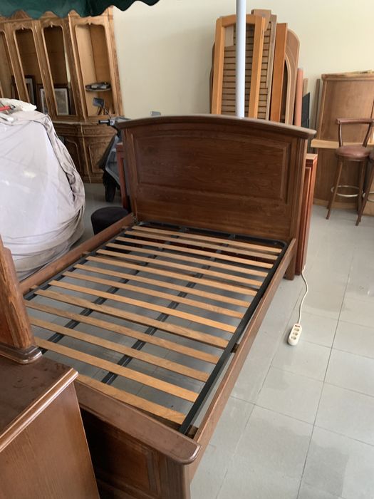 Vendo sofas e moveis (moveis sala, camas, mesas, armário, etc)