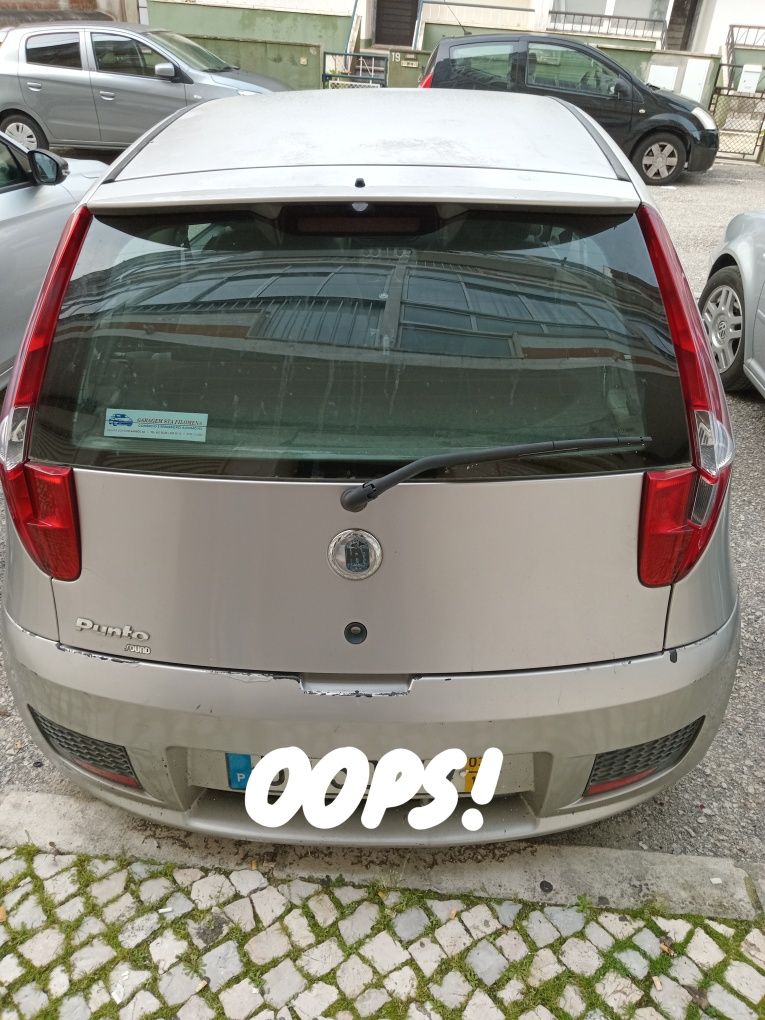 FIAT Punto Avariado