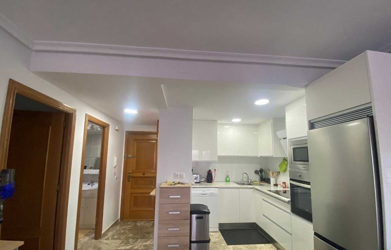 Apartament z widokiem na morze i basenem w Punta Prima, Hiszpania