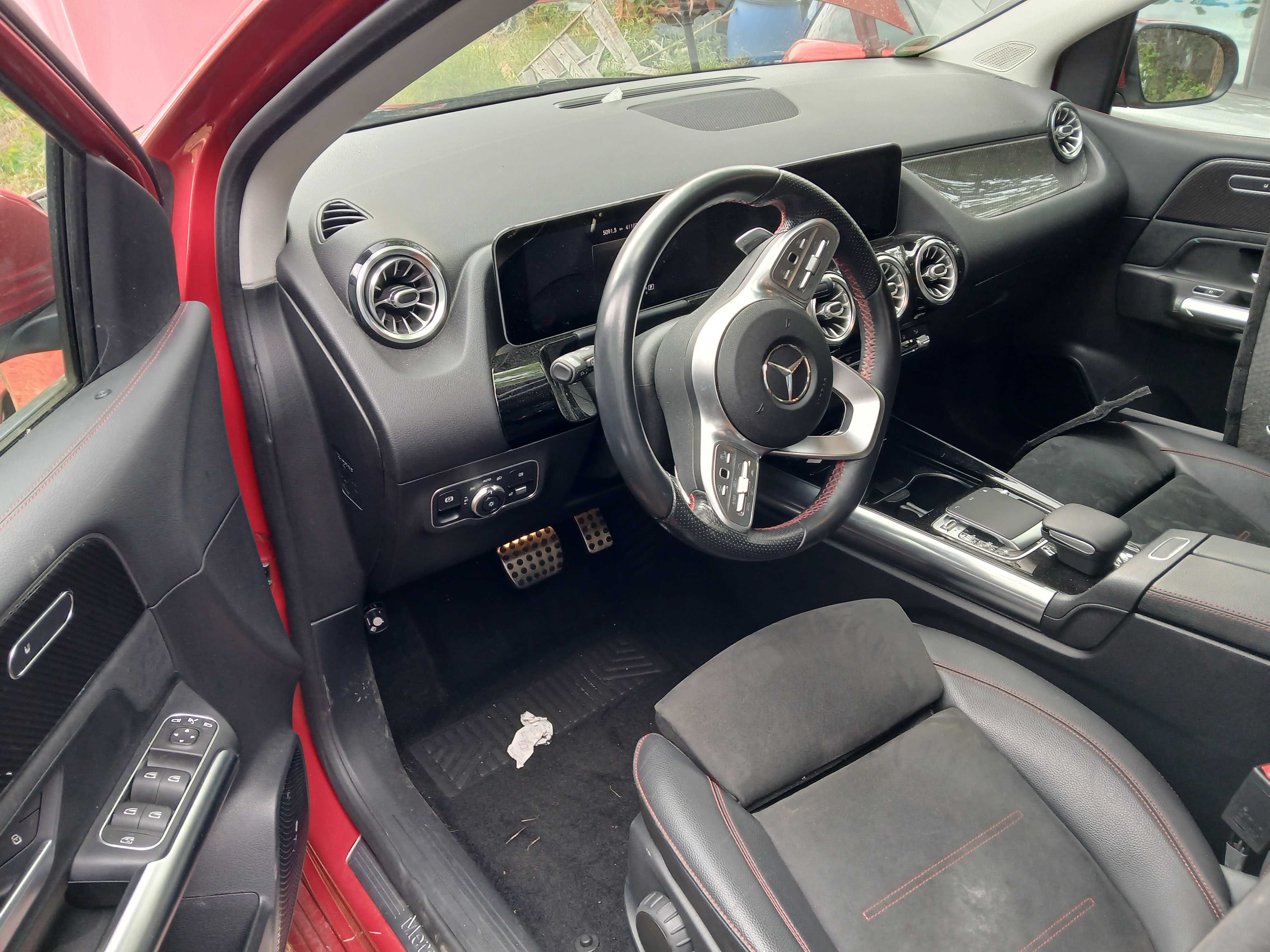 Mercedes B-klassa 220 w247