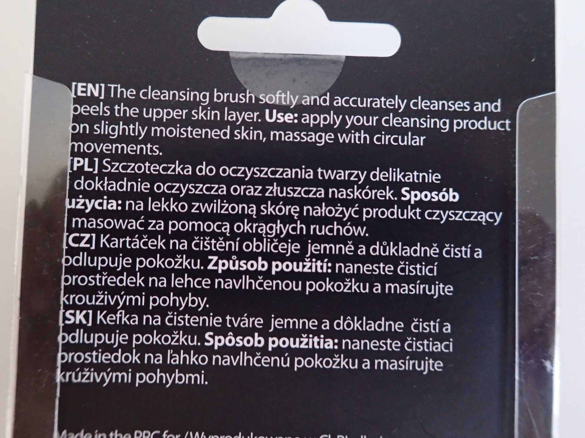 nowa szczoteczka do czyszczenia, mycia  twarzy