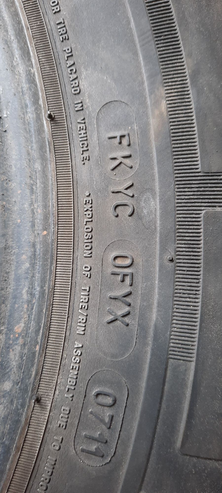 Opona pojedyncza letnia MICHELIN 195/70R15C