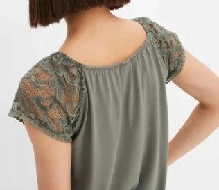 B.P.C t-shirt khaki z koronką 48/50.