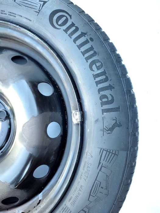 Продам резину з дисками Continental 185/65/R15 T посадочні dacia logan