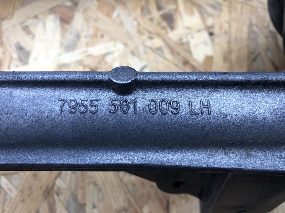 Рулевая рейка renault меган сценик кенго 7955501009 LH kangoo megane