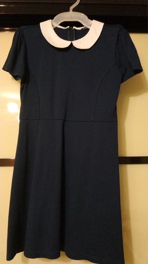 Платье в школу Zara,reserved