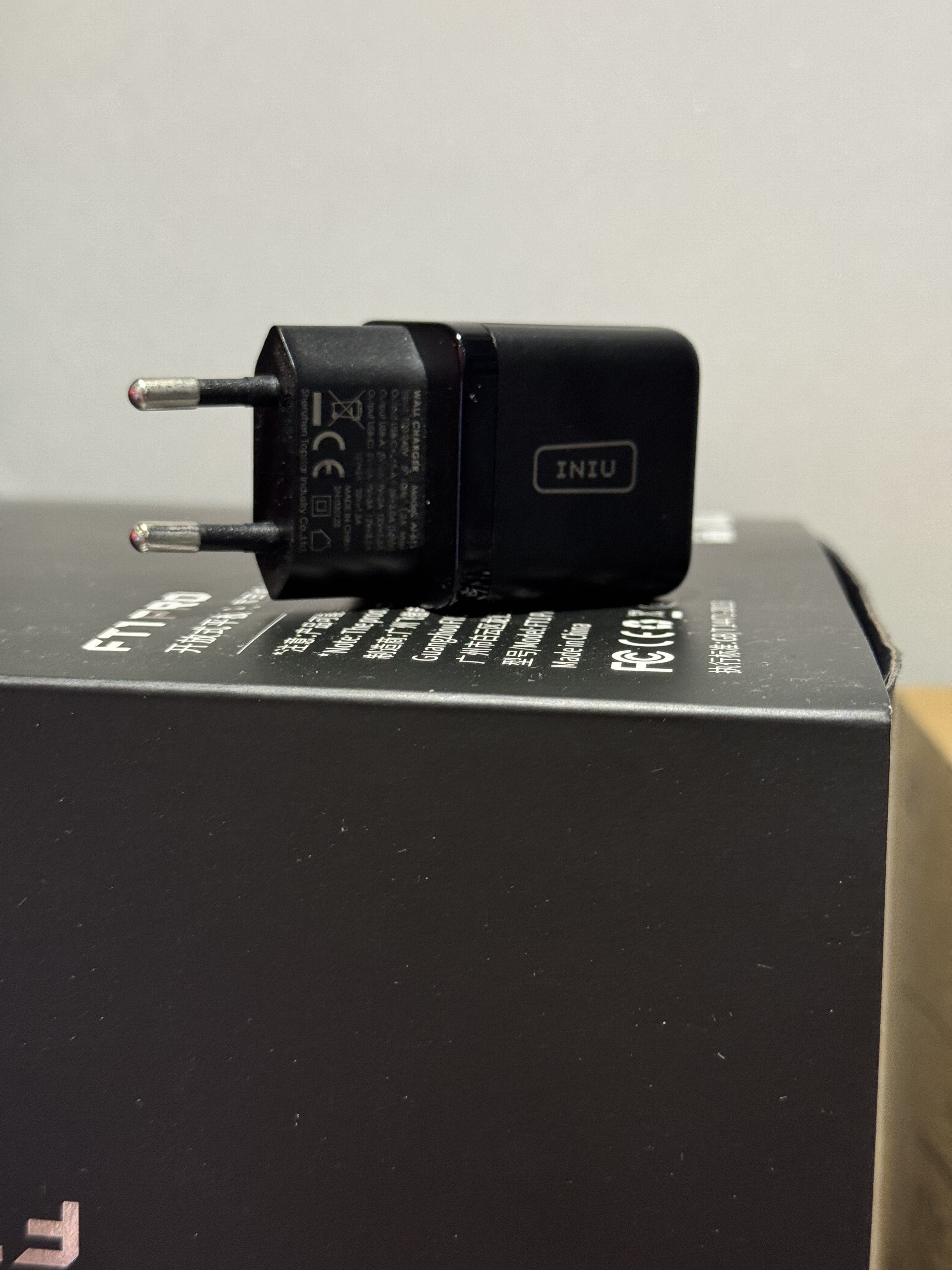 Ładowarka GaN 2 porty INIU 30W USB-A USB-C