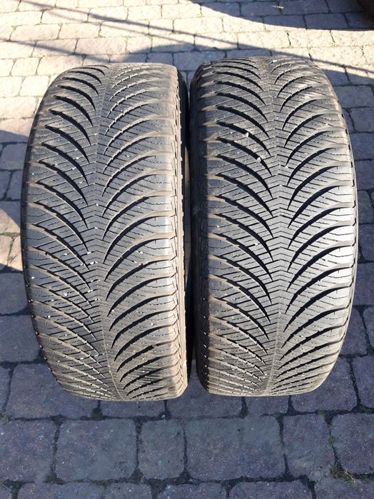 Opony całoroczne 225/55/17 97V Goodyear Vector 4 Seasons