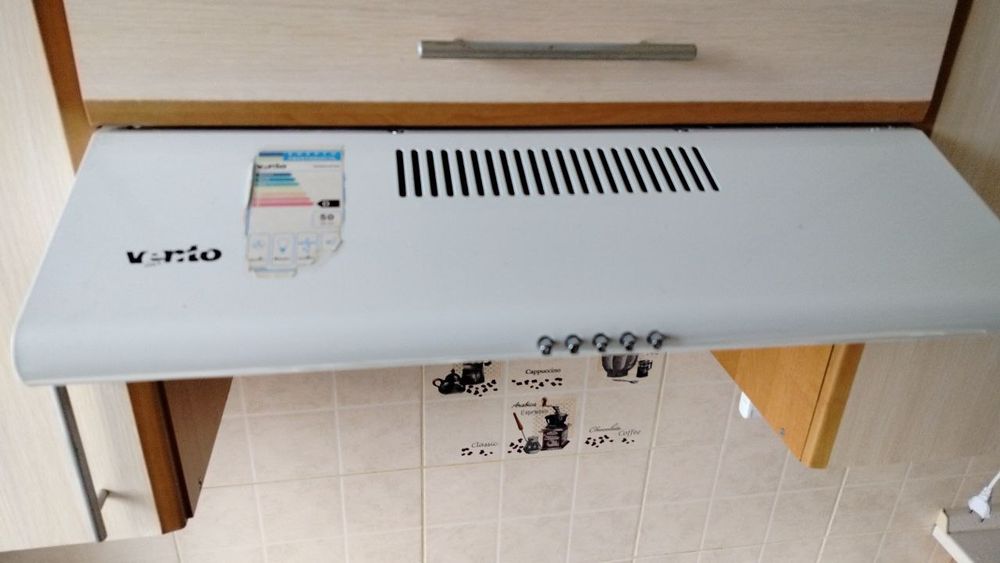 Витяжка кухонна 60 см Ventolux