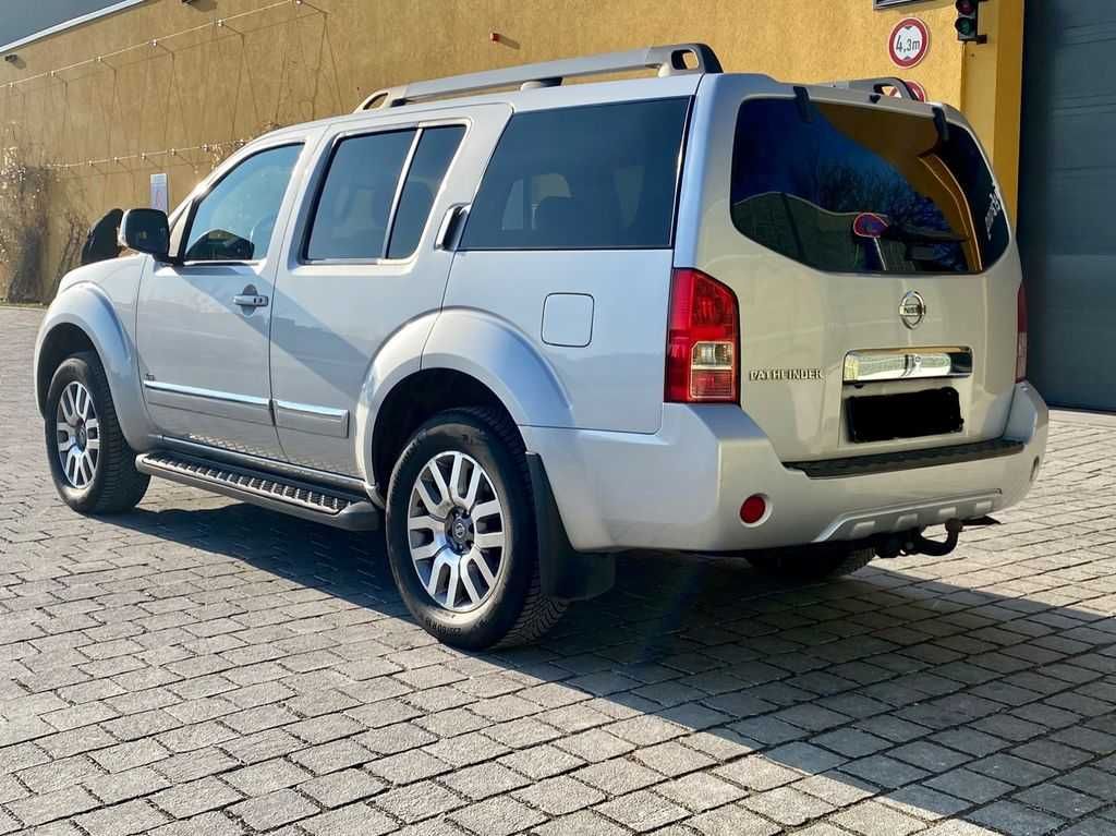 Бампер передний Nissan Pathfinder  разборка Ниссан шрот запчасти
