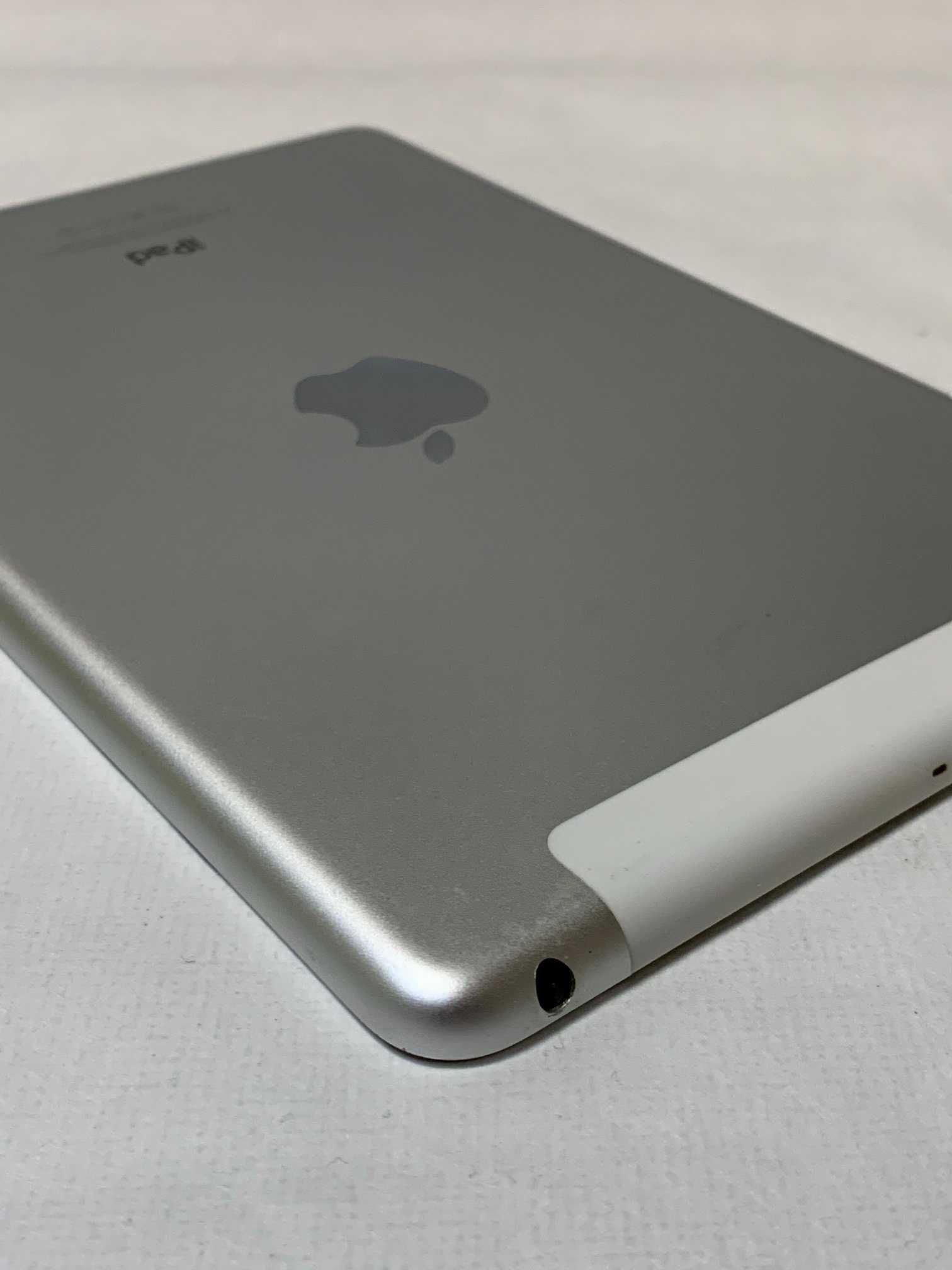 Планшет Apple iPad mini Wi-Fi 3g White 16gb