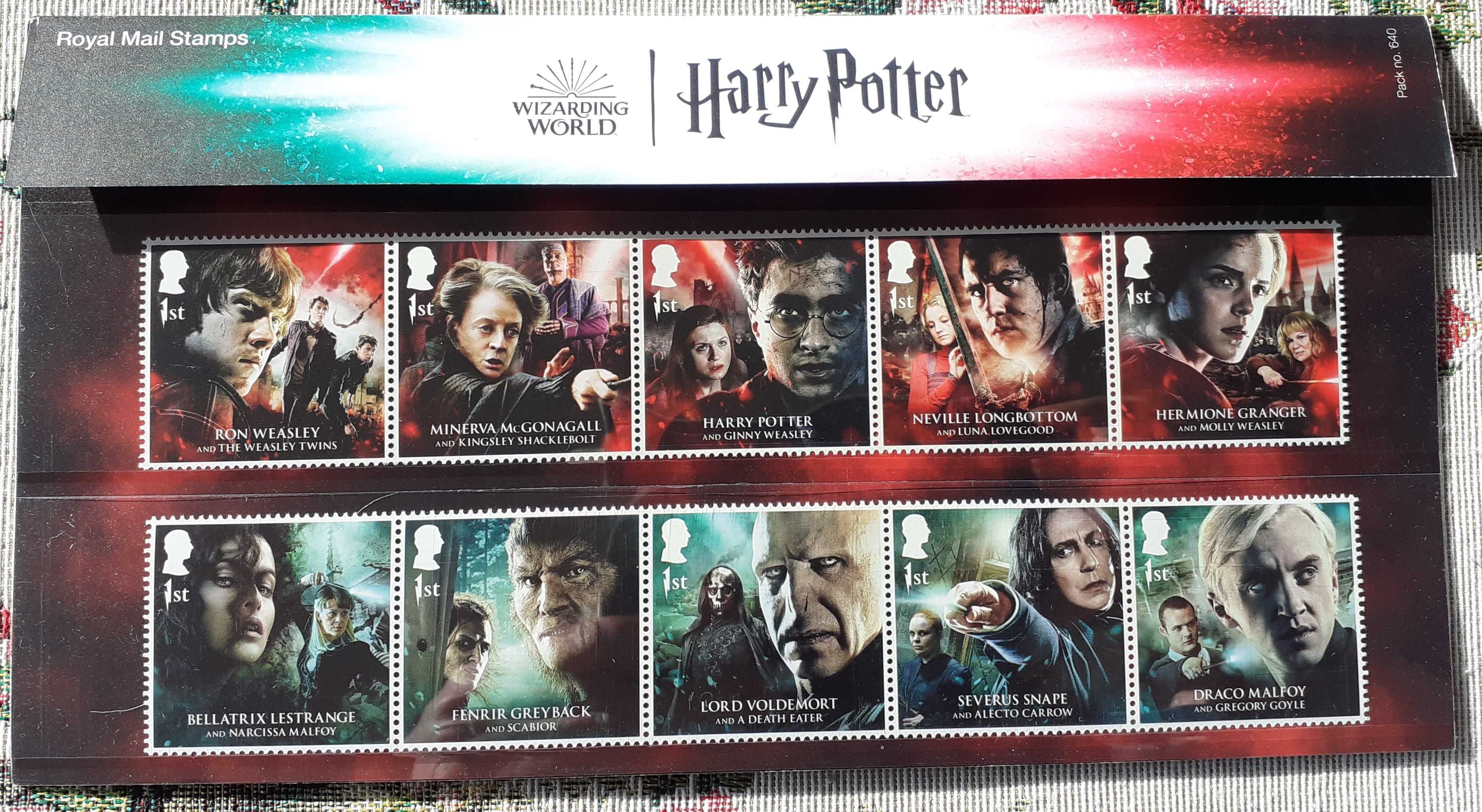 Angielskie znaczki Harry Potter 2023 pakiet prezentacyjny