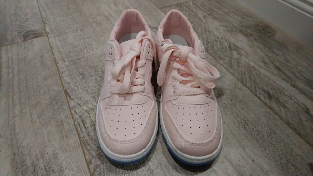 Buty sportowe sneakersy dziewczece /damskie - rozm 36/37