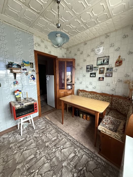 Продам квартиру Новомиргород