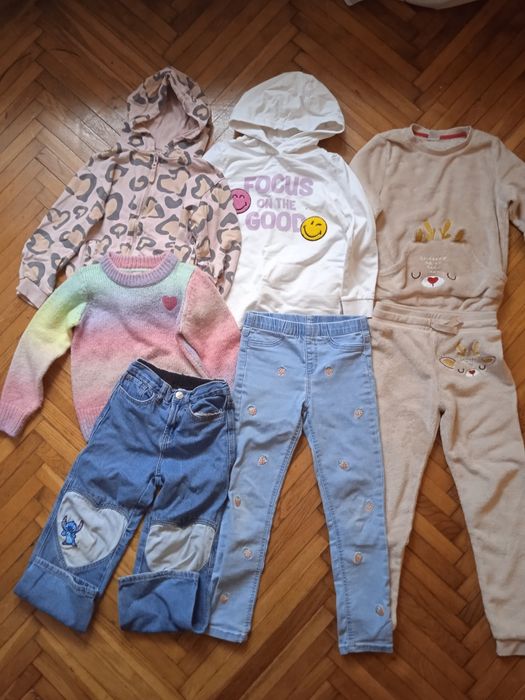 Zestaw ubrań dla dziewczynki