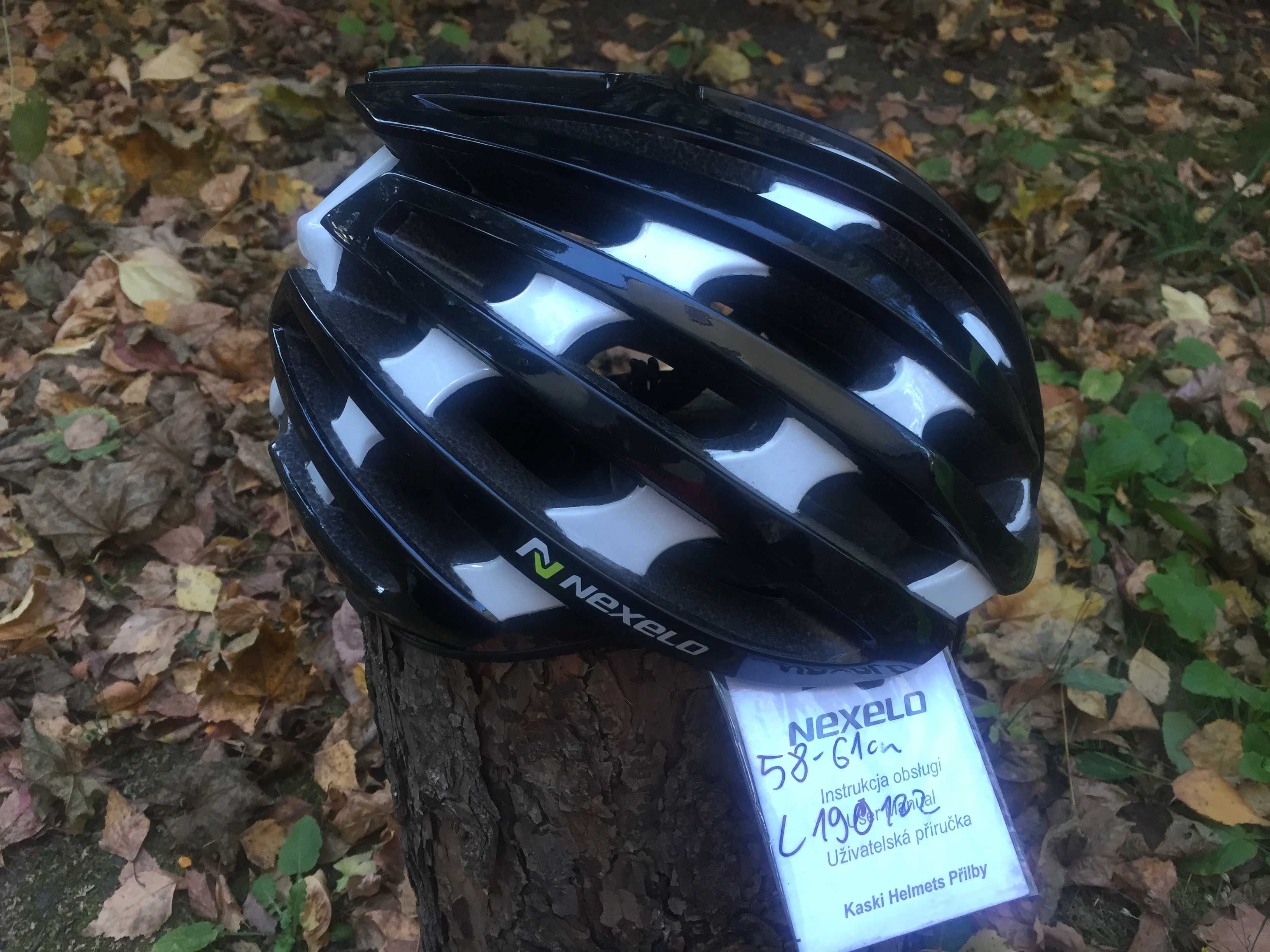 Kask Nexelo Pro L1901 czarno-biały L