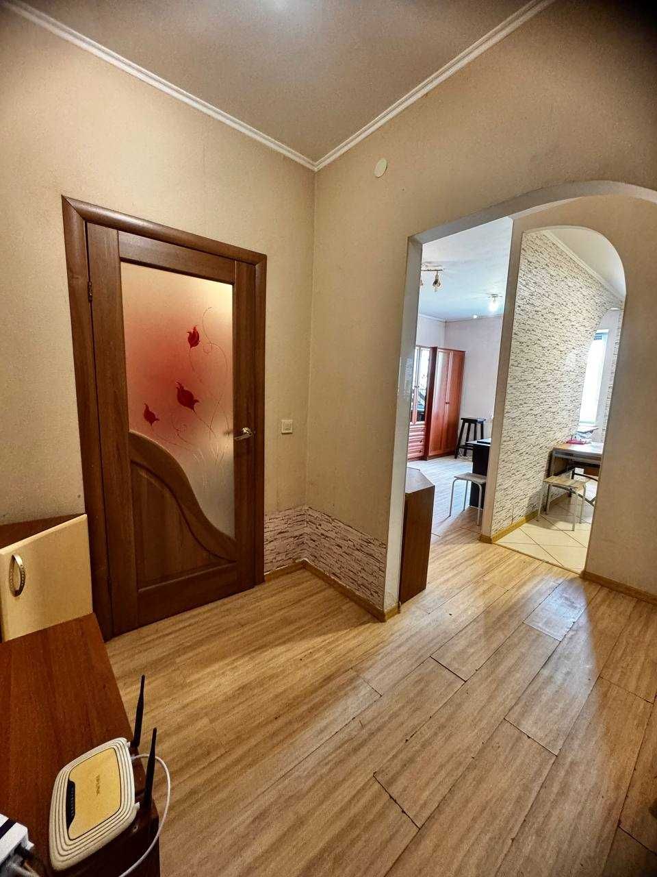 1к з ремонтом мебелью та технікою